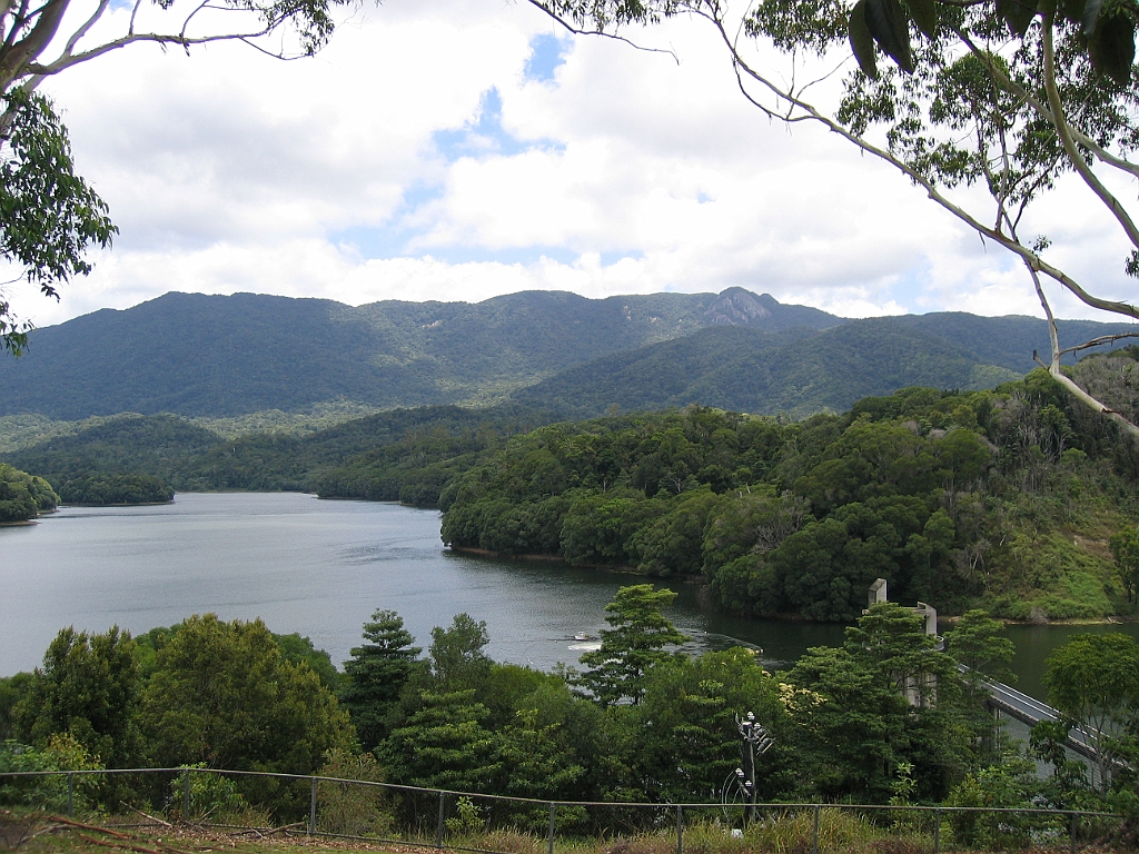 CairnsTC372 Lake Morris.jpg